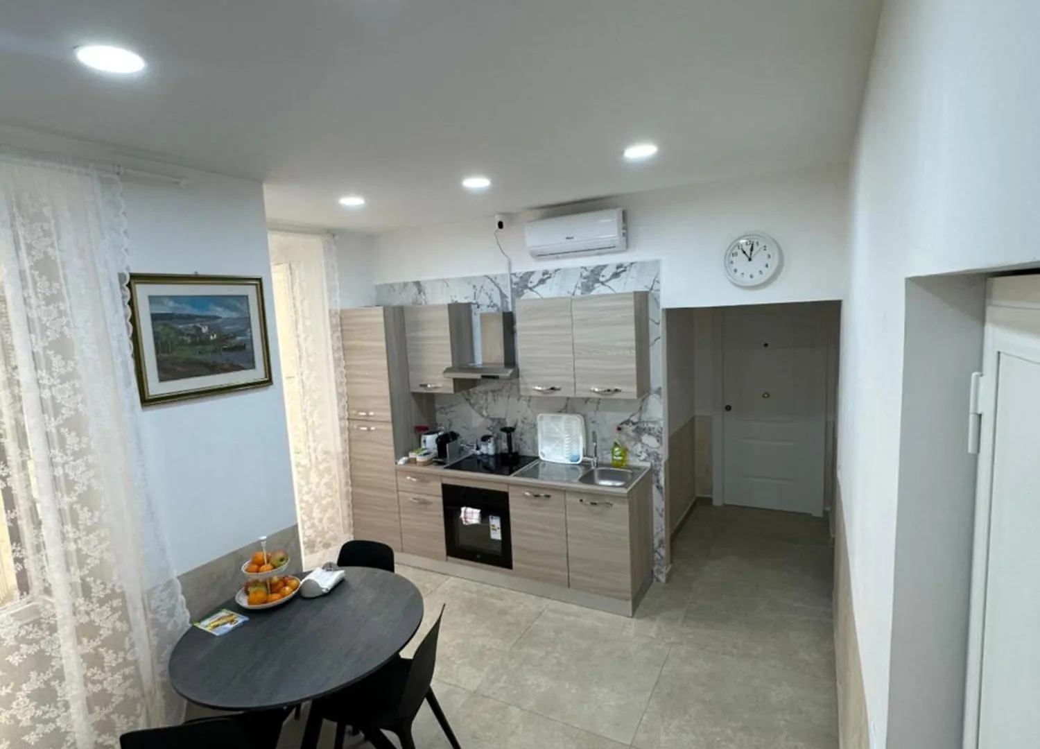 Guest house Youroominrome