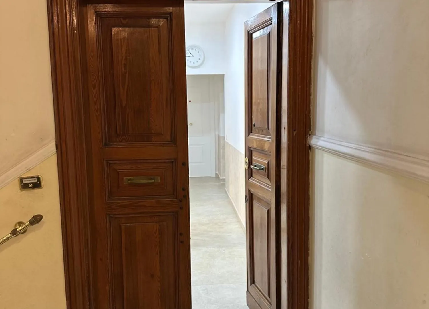 Youroominrome
