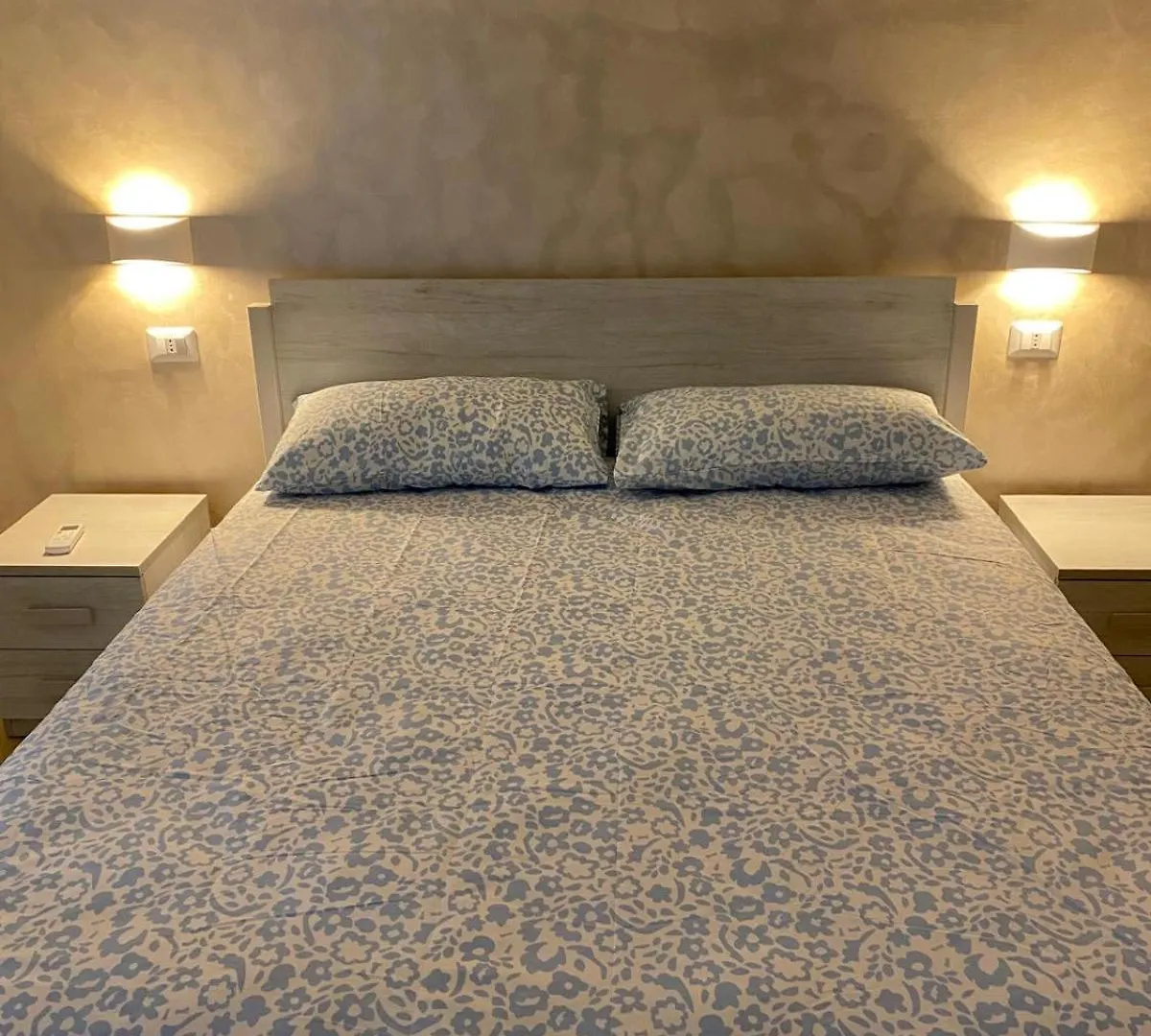 Guest house Youroominrome