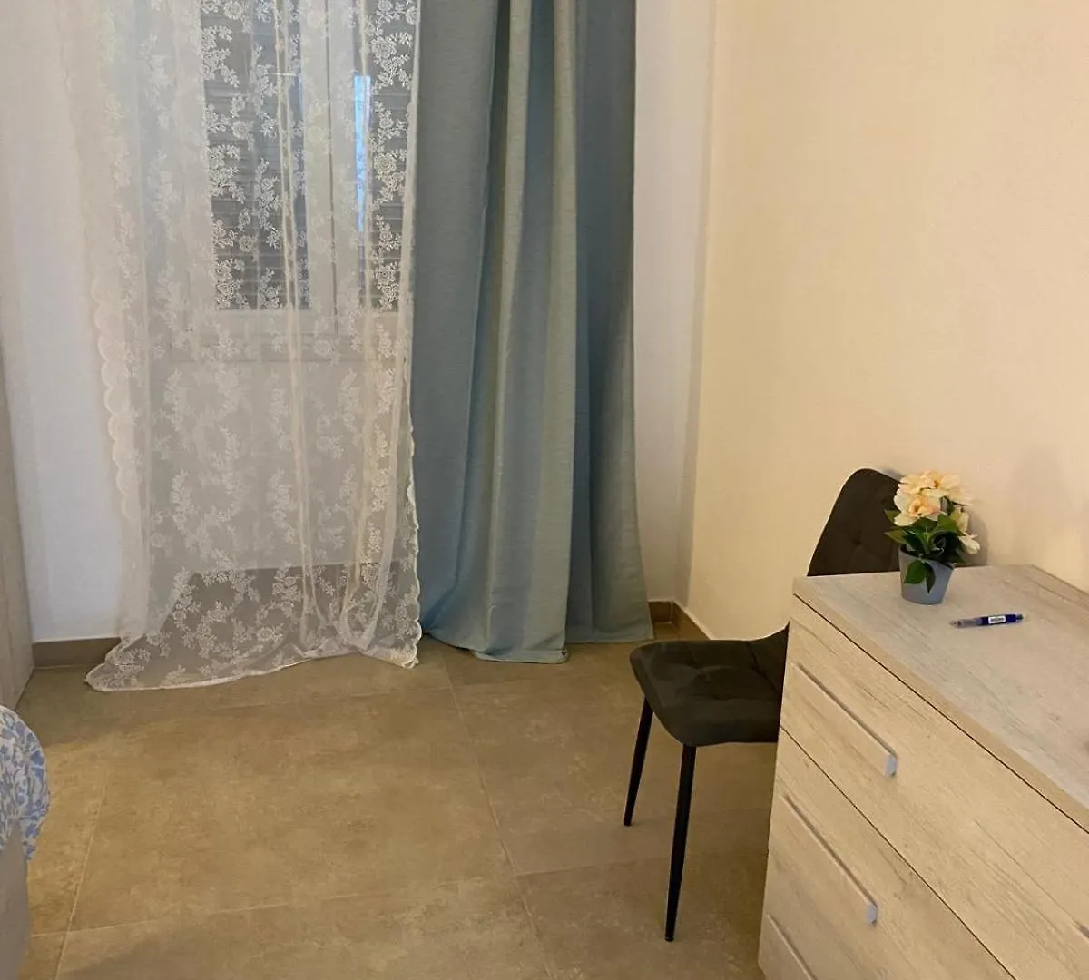 Youroominrome 0*, Rome Italy