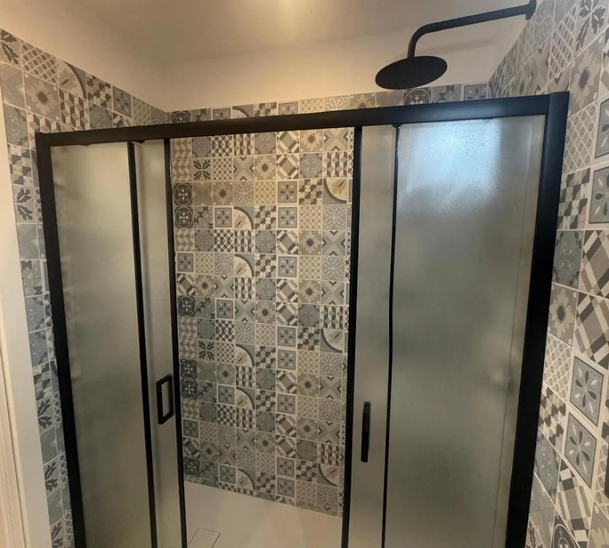 Guest house Youroominrome