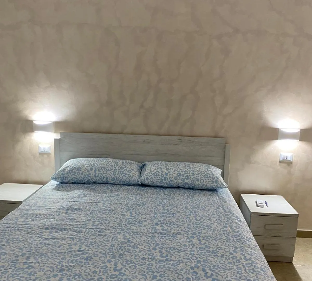 Youroominrome Rome